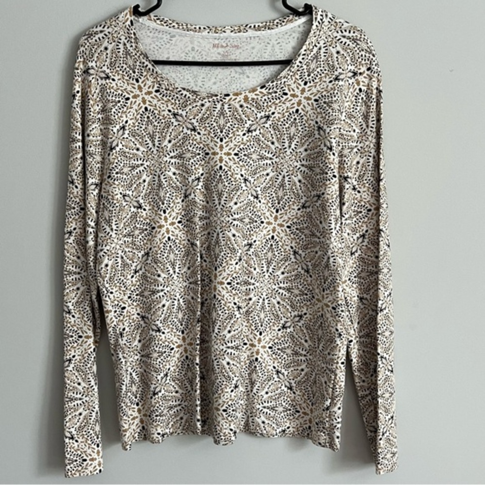 White Stag Medallion Print Scoop Neck Long Sleeve Cotton Tee Shirt
